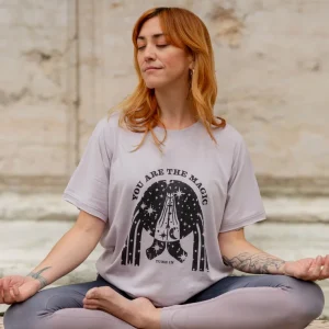Yoga Boxy T-Shirt You Are The Magic by Nuri Rodríguez Bio Baumwolle Tencel™ Sora - lila
